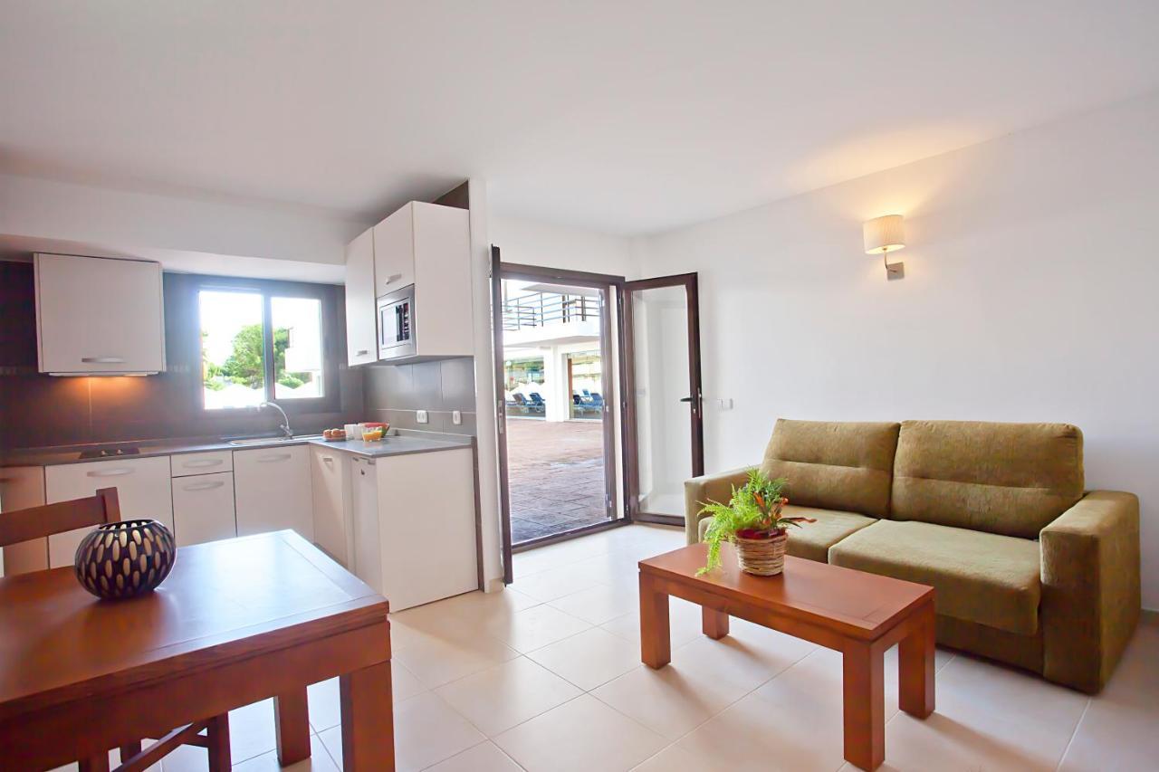 Apartamentos Don Quijote Кала Ратхада Екстериор снимка